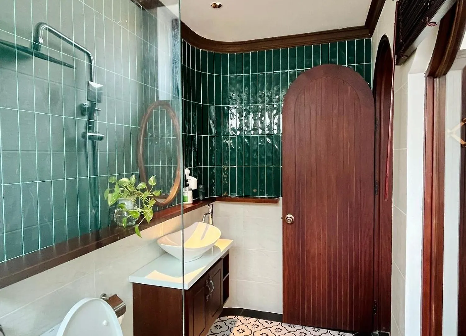 Becoming Thi Sach Hotel Da Nang Vietnam