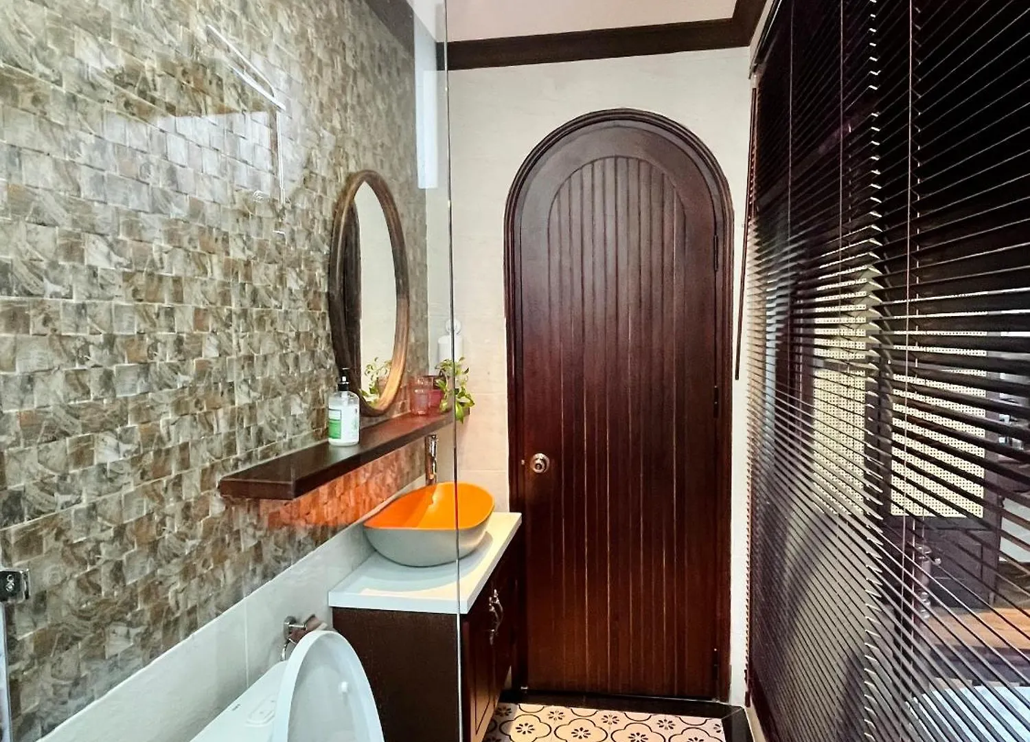 Becoming Thi Sach Hotel Da Nang